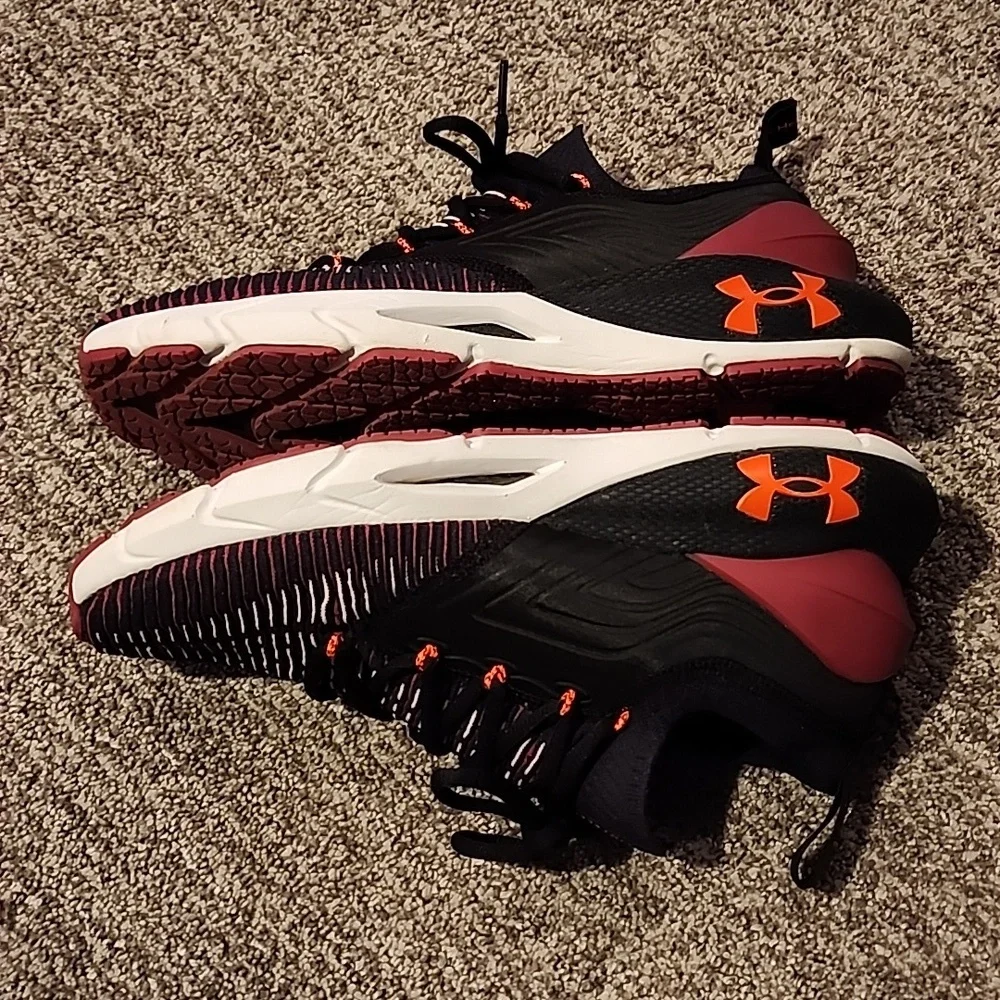 NWOT Under Armour Hovr Phantom 2 intelliknit speed form size 10 maroon/black - Picture 4 of 8
